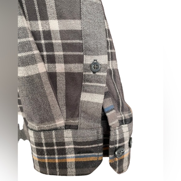 Eddie Bauer Shirt Men’s Classic Fit Long Sleeve Button Up Flannel Size L - Picture 8 of 13